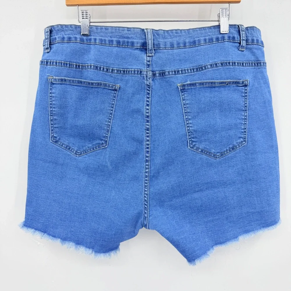 Shein Curve Womens 4XL Blue Denim Shorts High Waisted Raw Hem‎ Stretch Plus Size